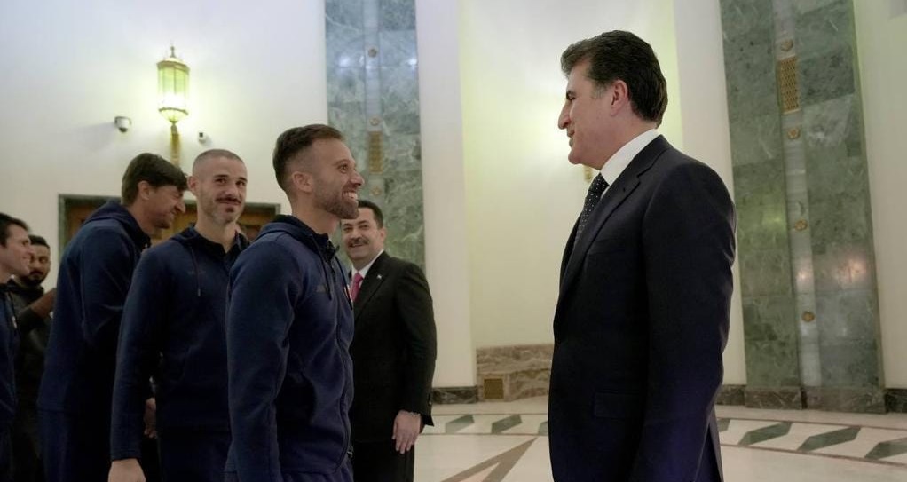 هەڵبژاردەى تۆپی پێى عێراق سەردانى هەولێر دەکەن